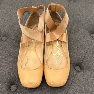 Jessica Simpson Tan Ballet Flats
